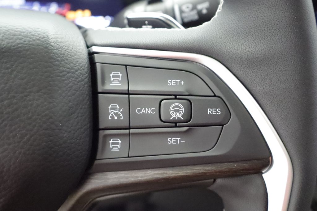 Thumbnail: 2026 Jeep Grand Cherokee - 27