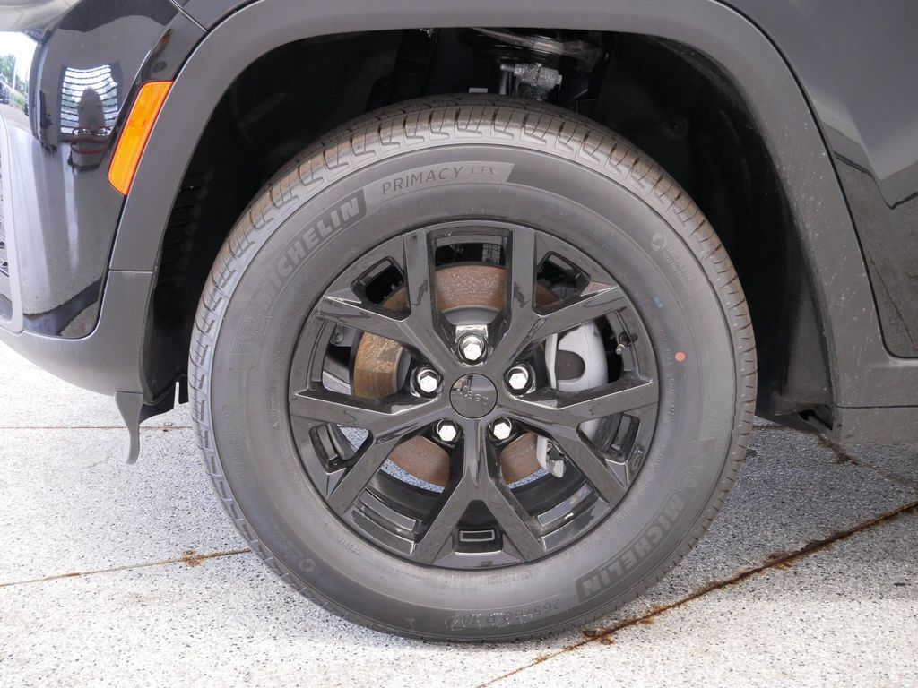 Thumbnail: 2026 Jeep Grand Cherokee - 7