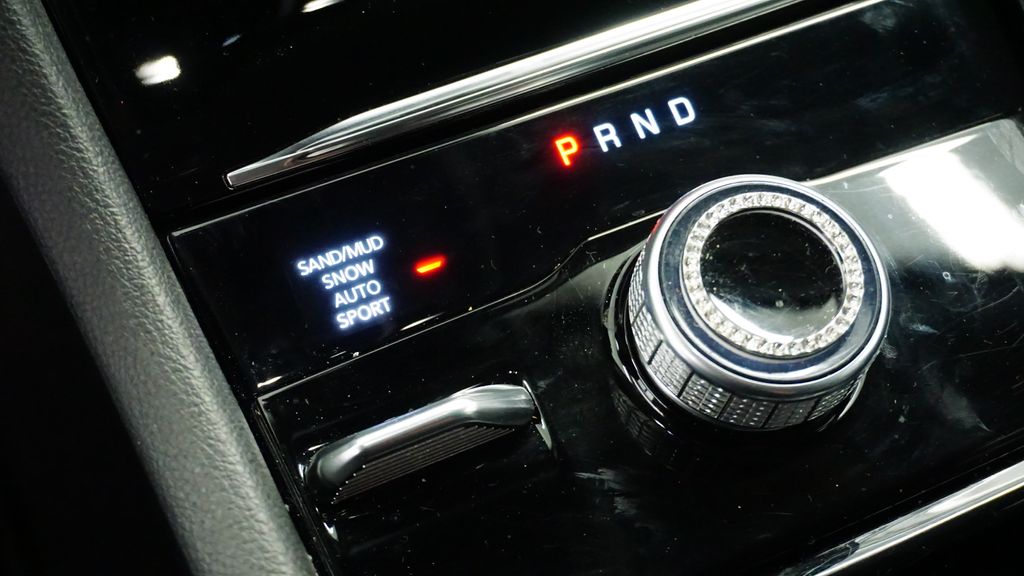 Thumbnail: 2023 Jeep Grand Cherokee - 29