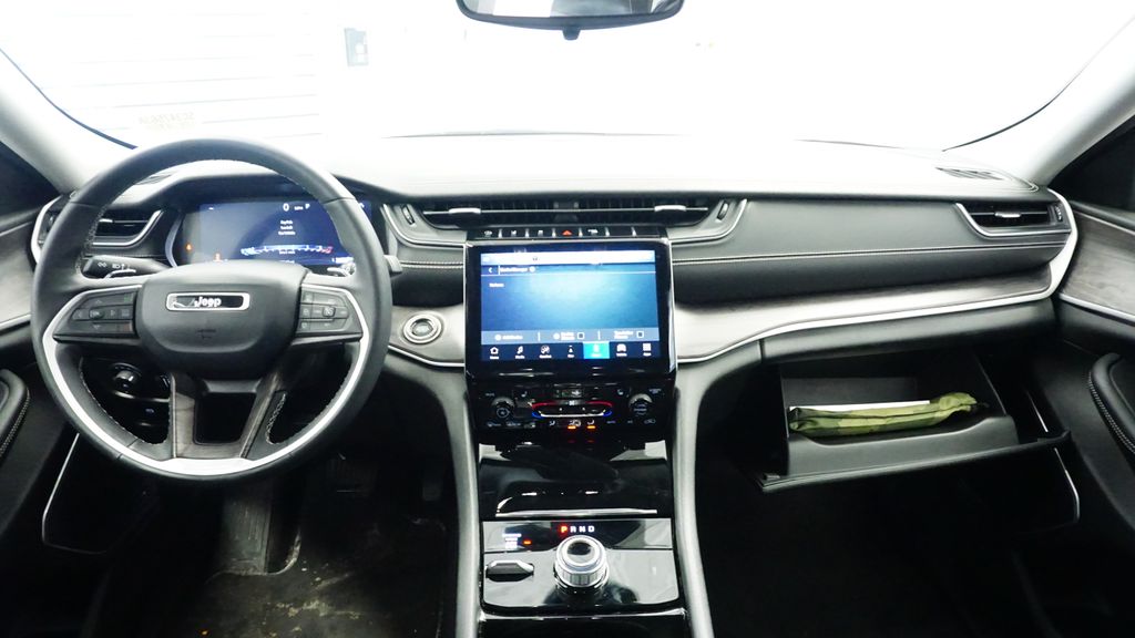 Thumbnail: 2023 Jeep Grand Cherokee - 2