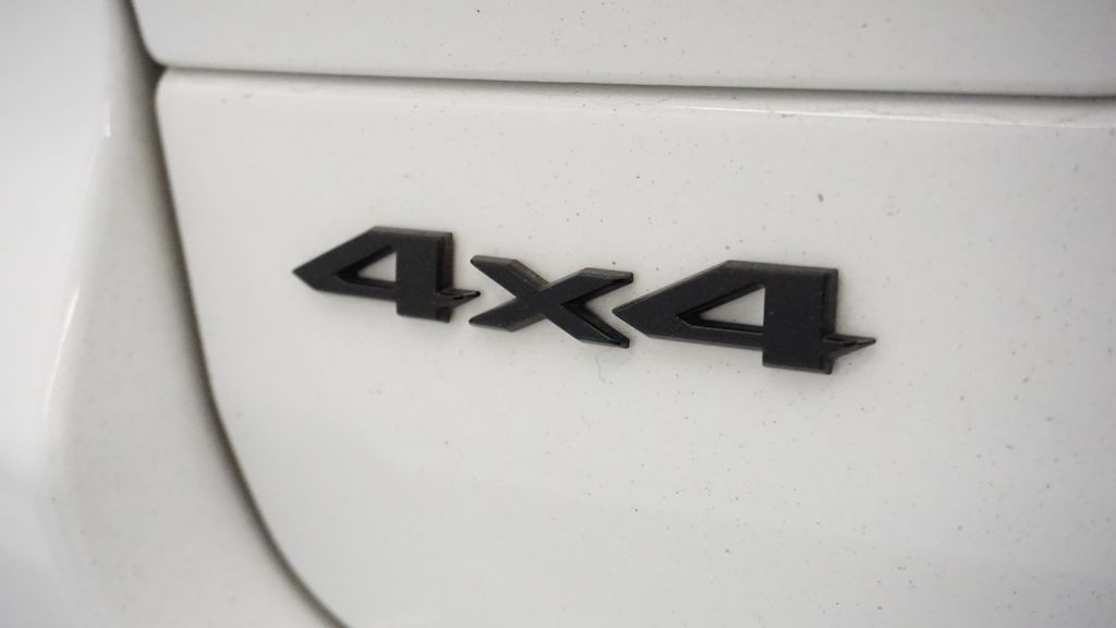 Thumbnail: 2023 Jeep Grand Cherokee - 22