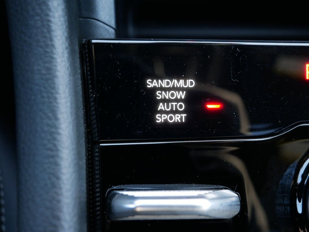 Thumbnail: 2025 Jeep Grand Cherokee - 47