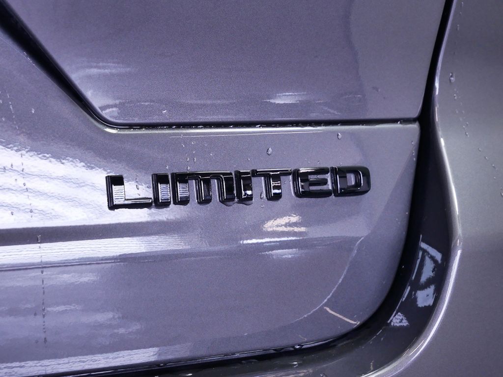 Thumbnail: 2025 Jeep Grand Cherokee - 20