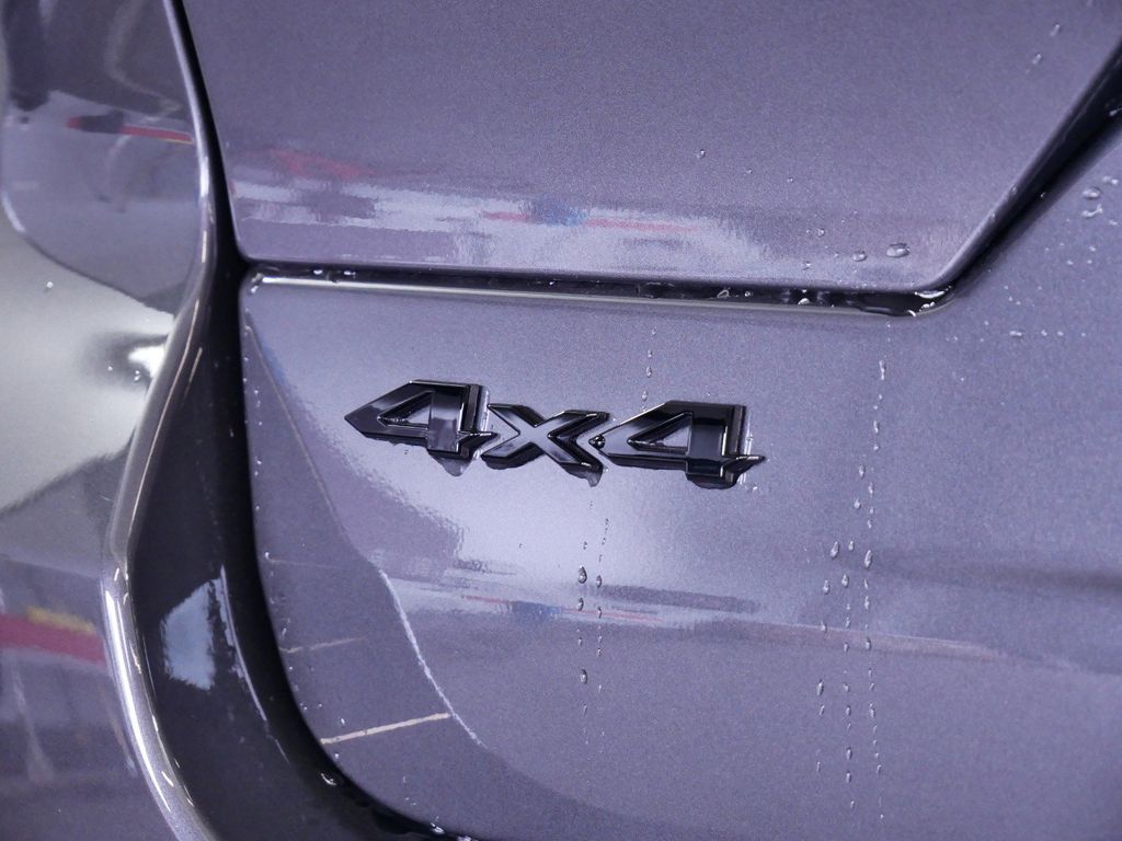 Thumbnail: 2025 Jeep Grand Cherokee - 21