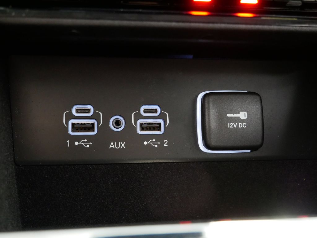 Thumbnail: 2023 Jeep Grand Cherokee - 45