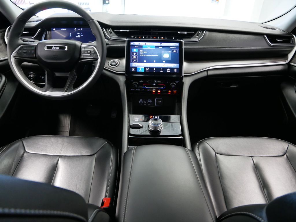 Thumbnail: 2023 Jeep Grand Cherokee - 13