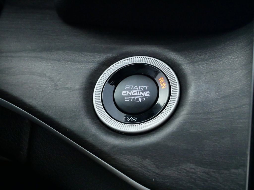 Thumbnail: 2024 Jeep Grand Cherokee - 49