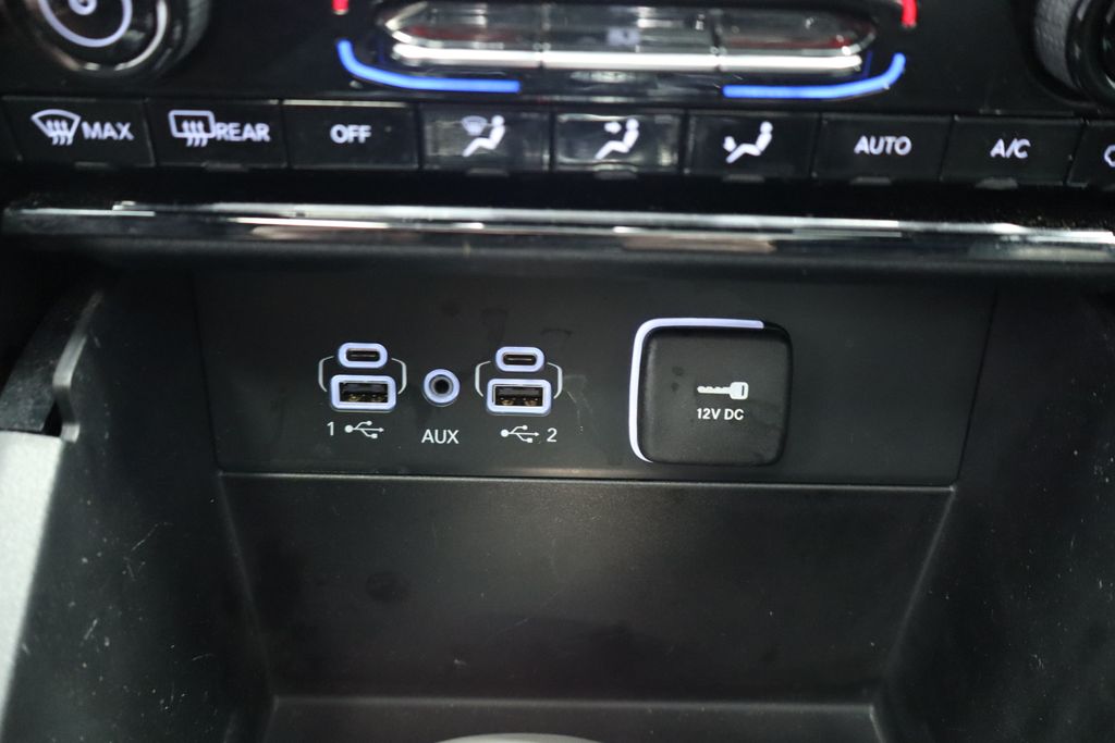 Thumbnail: 2024 Jeep Grand Cherokee - 43