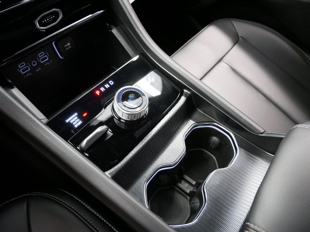 Thumbnail: 2026 Jeep Grand Cherokee - 12
