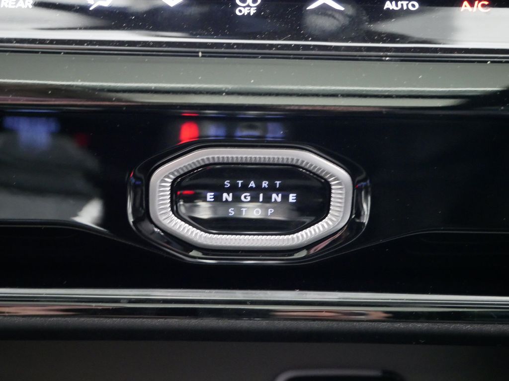 Thumbnail: 2026 Jeep Grand Cherokee - 27