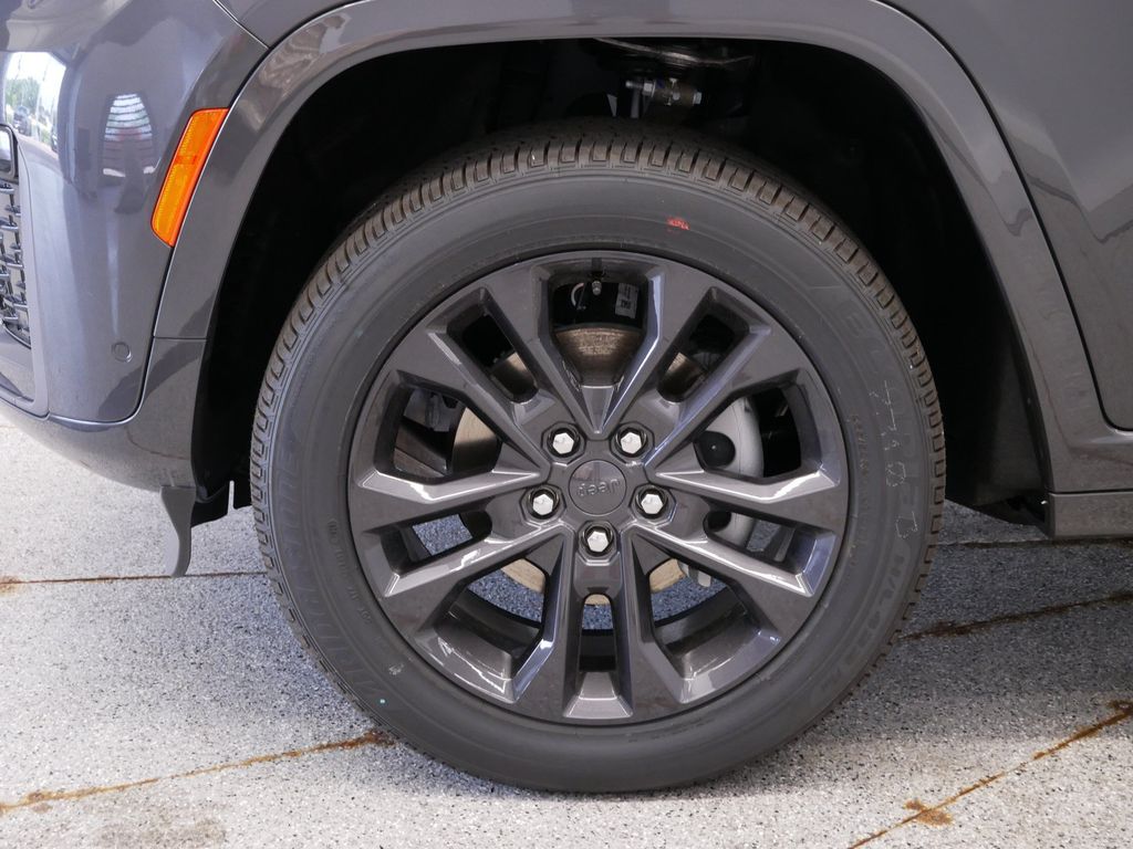 Thumbnail: 2026 Jeep Grand Cherokee - 7