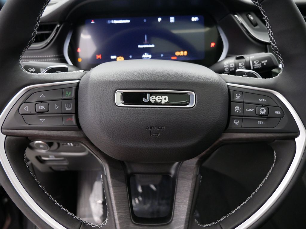 Thumbnail: 2026 Jeep Grand Cherokee - 23