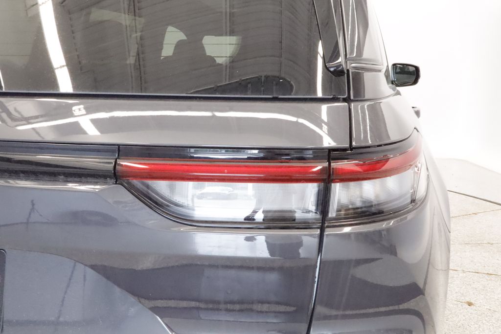 Thumbnail: 2026 Jeep Grand Cherokee - 7