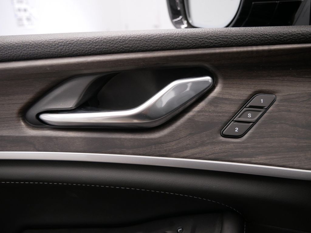 Thumbnail: 2026 Jeep Grand Cherokee - 21