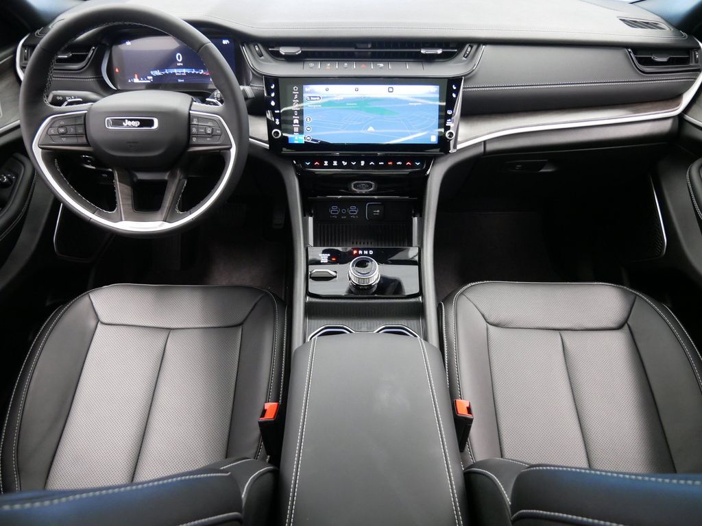 Thumbnail: 2026 Jeep Grand Cherokee - 2