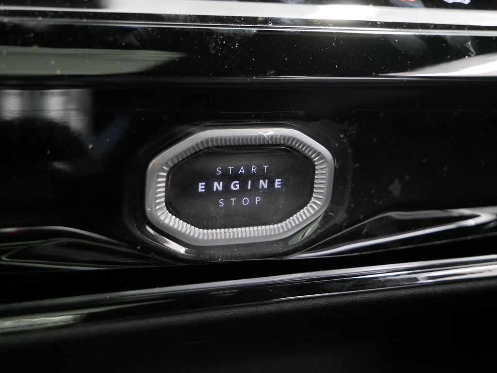 Thumbnail: 2026 Jeep Grand Cherokee - 28