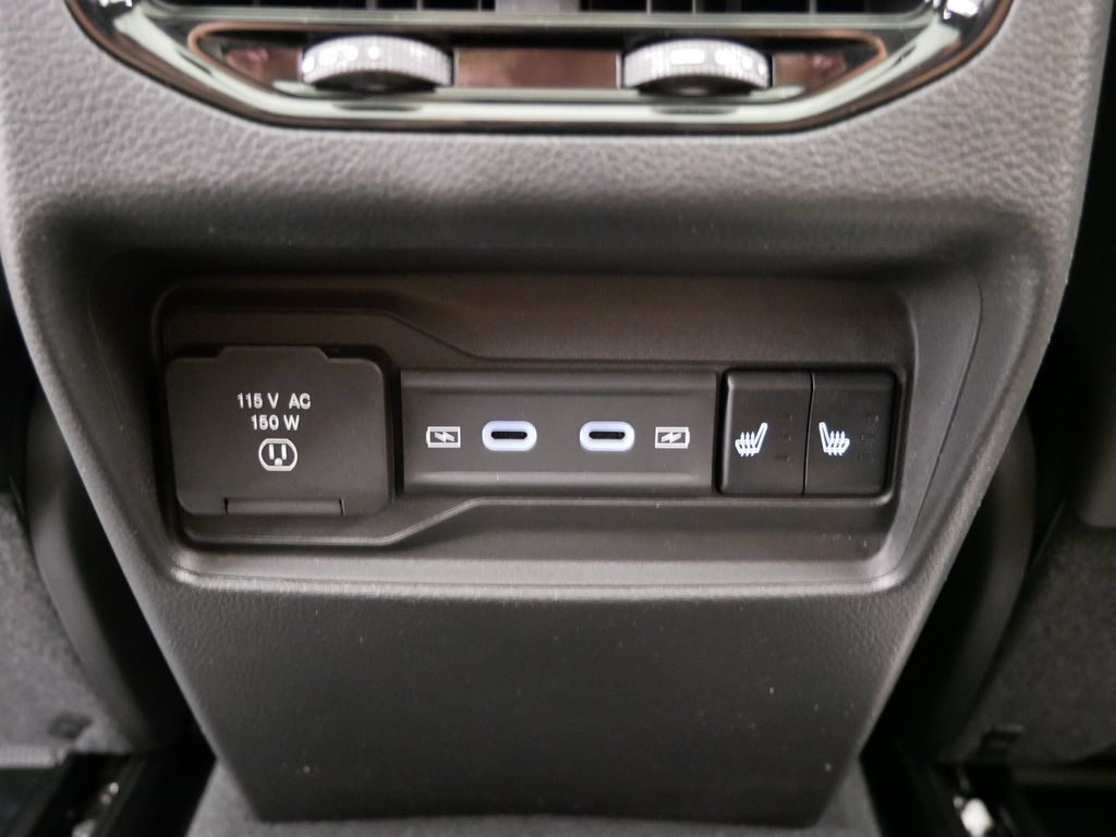 Thumbnail: 2026 Jeep Grand Cherokee - 19