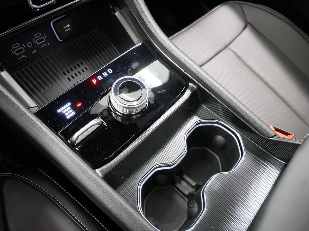 Thumbnail: 2026 Jeep Grand Cherokee - 12