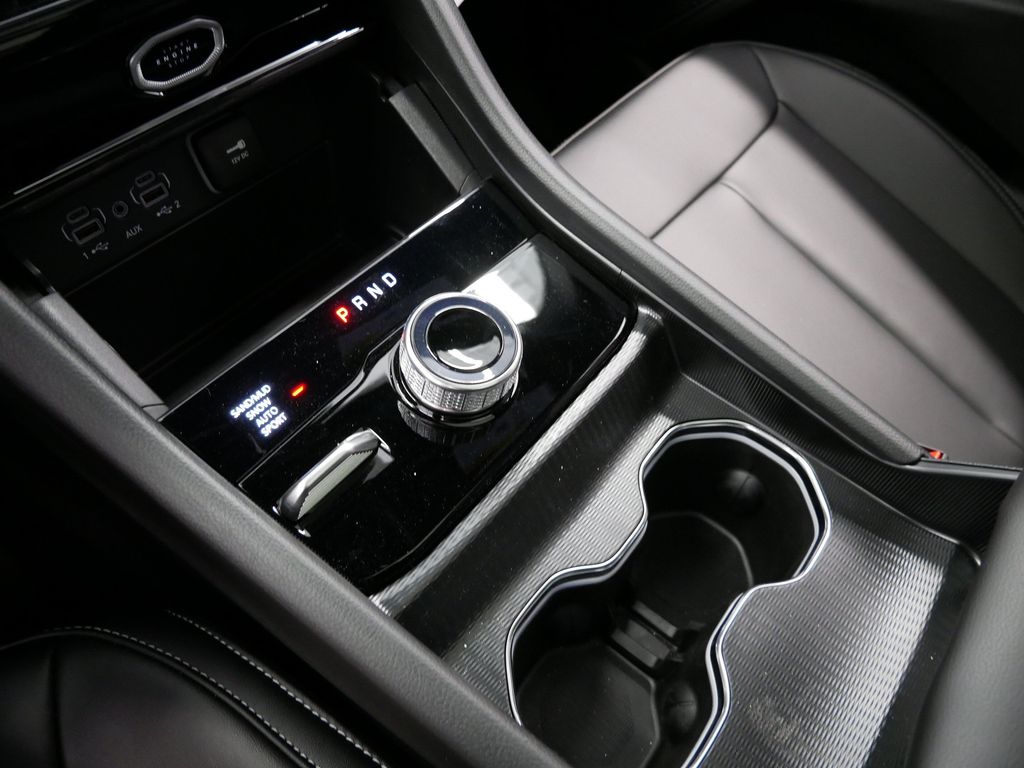 Thumbnail: 2026 Jeep Grand Cherokee - 12