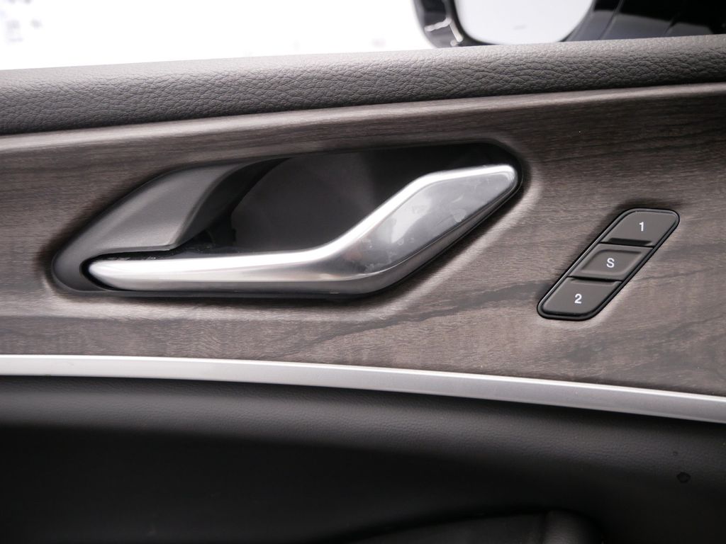 Thumbnail: 2026 Jeep Grand Cherokee - 21