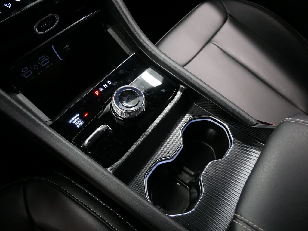 Thumbnail: 2026 Jeep Grand Cherokee - 12