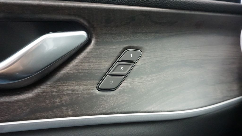 Thumbnail: 2026 Jeep Grand Cherokee - 36