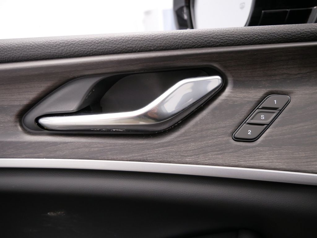 Thumbnail: 2026 Jeep Grand Cherokee - 21