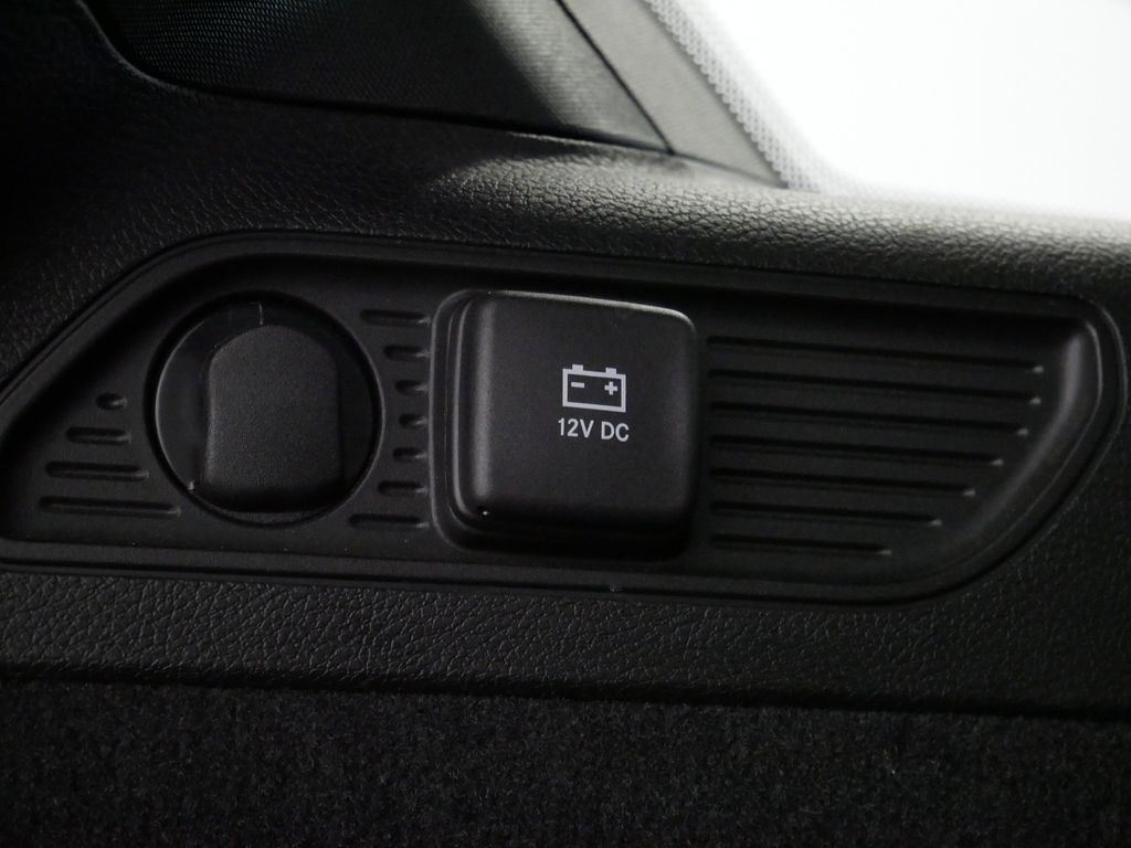 Thumbnail: 2022 Jeep Grand Cherokee - 24