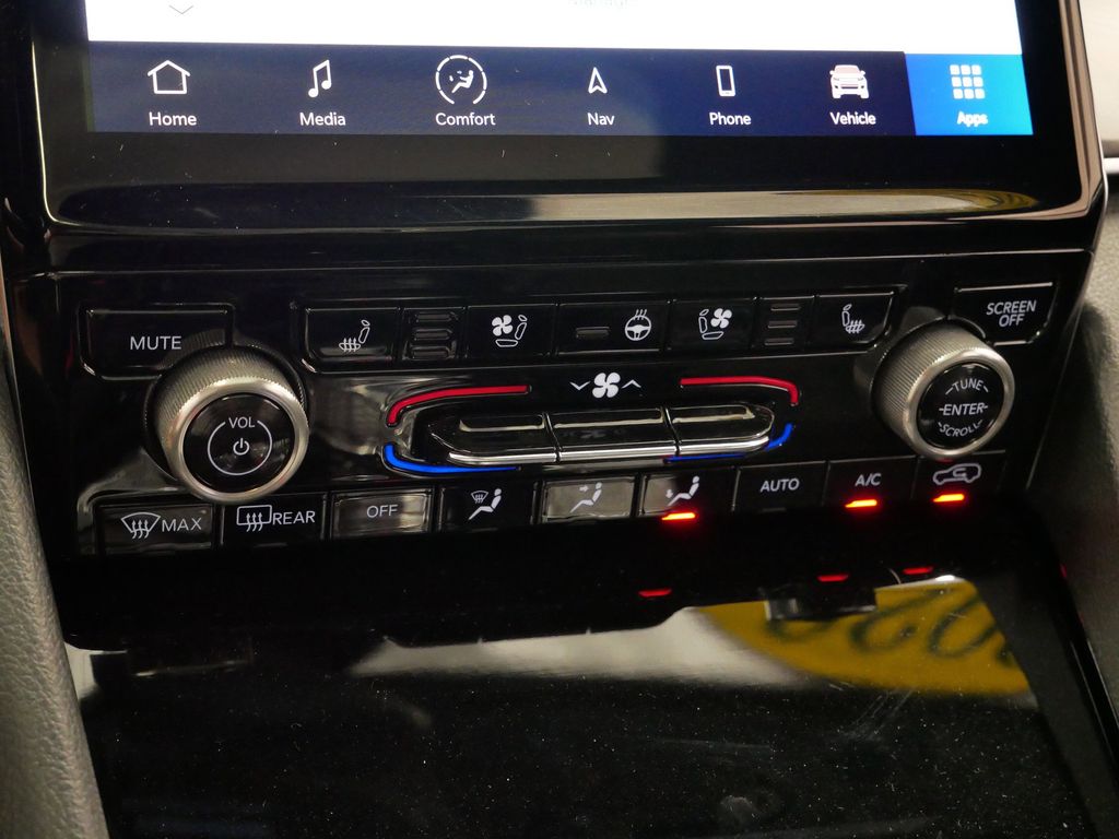 Thumbnail: 2022 Jeep Grand Cherokee - 42