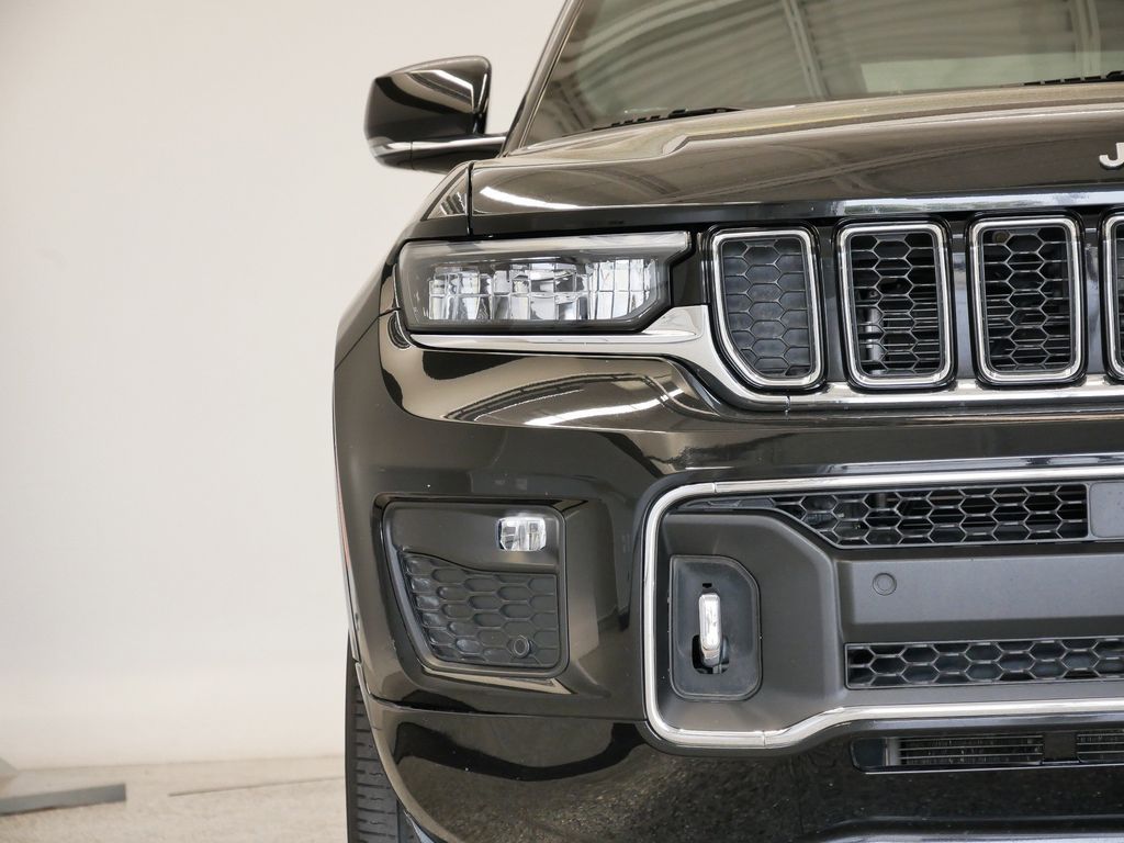 Thumbnail: 2022 Jeep Grand Cherokee - 50