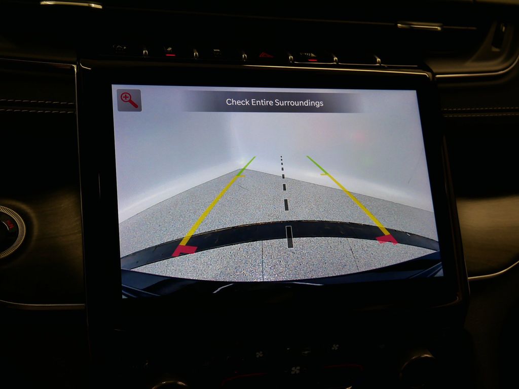 Thumbnail: 2022 Jeep Grand Cherokee - 41