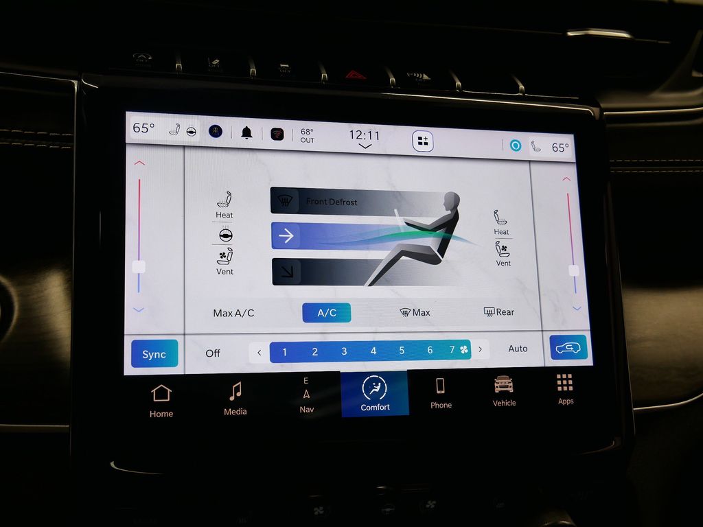 Thumbnail: 2022 Jeep Grand Cherokee - 37