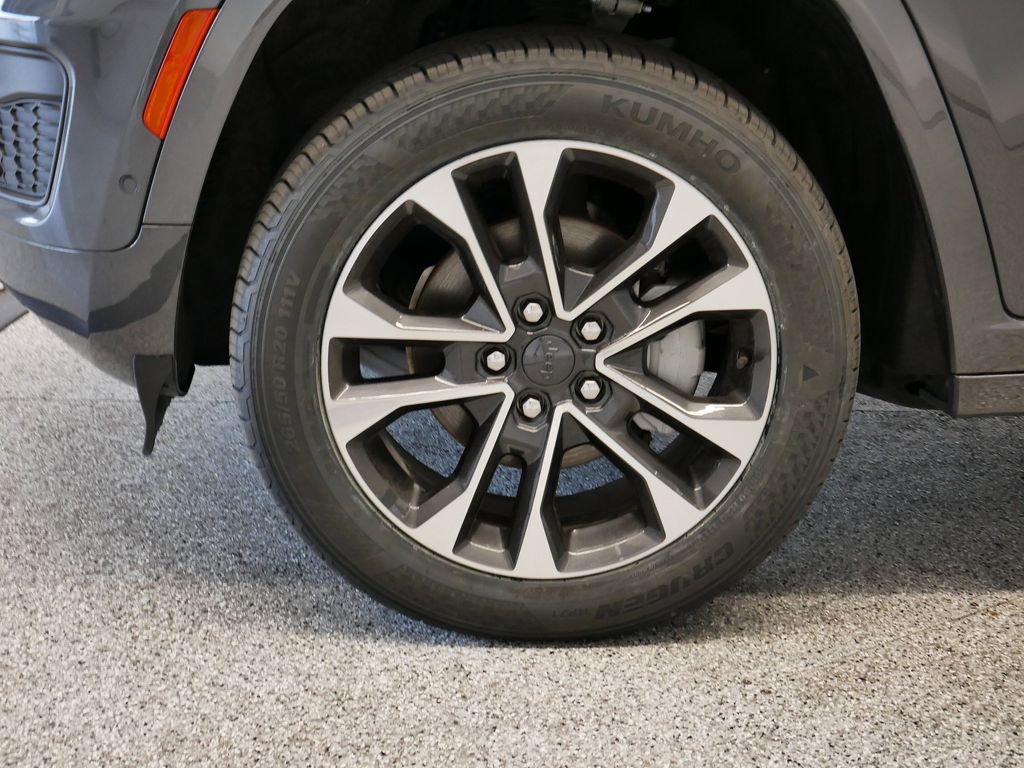 Thumbnail: 2022 Jeep Grand Cherokee - 7