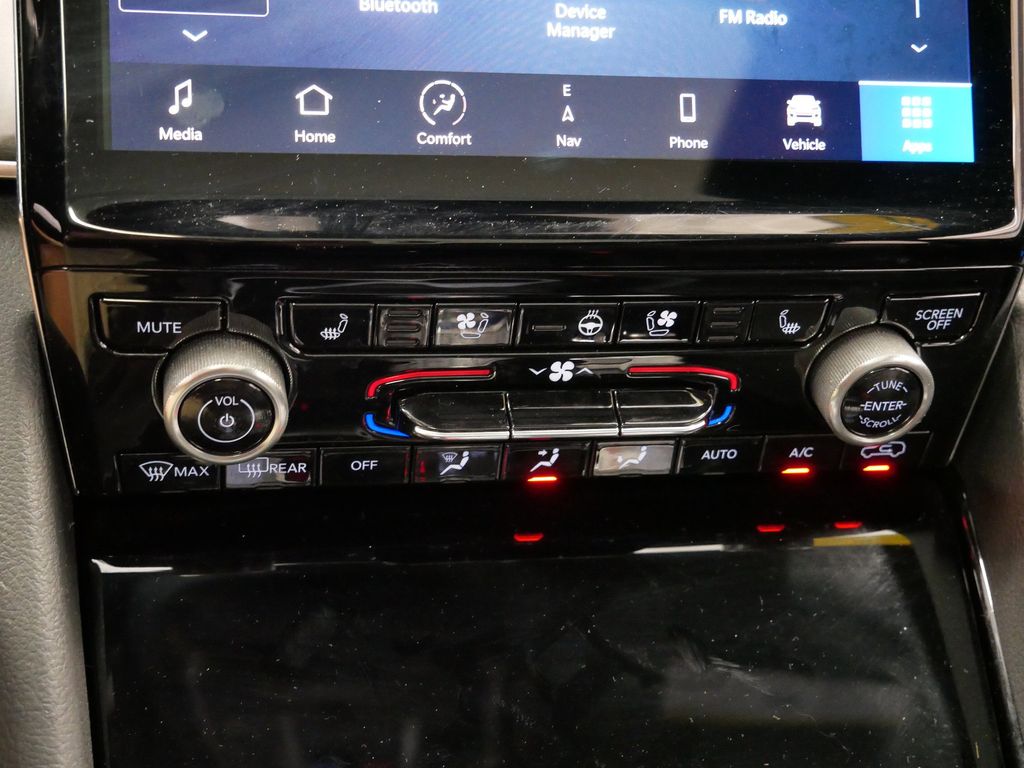 Thumbnail: 2022 Jeep Grand Cherokee - 42