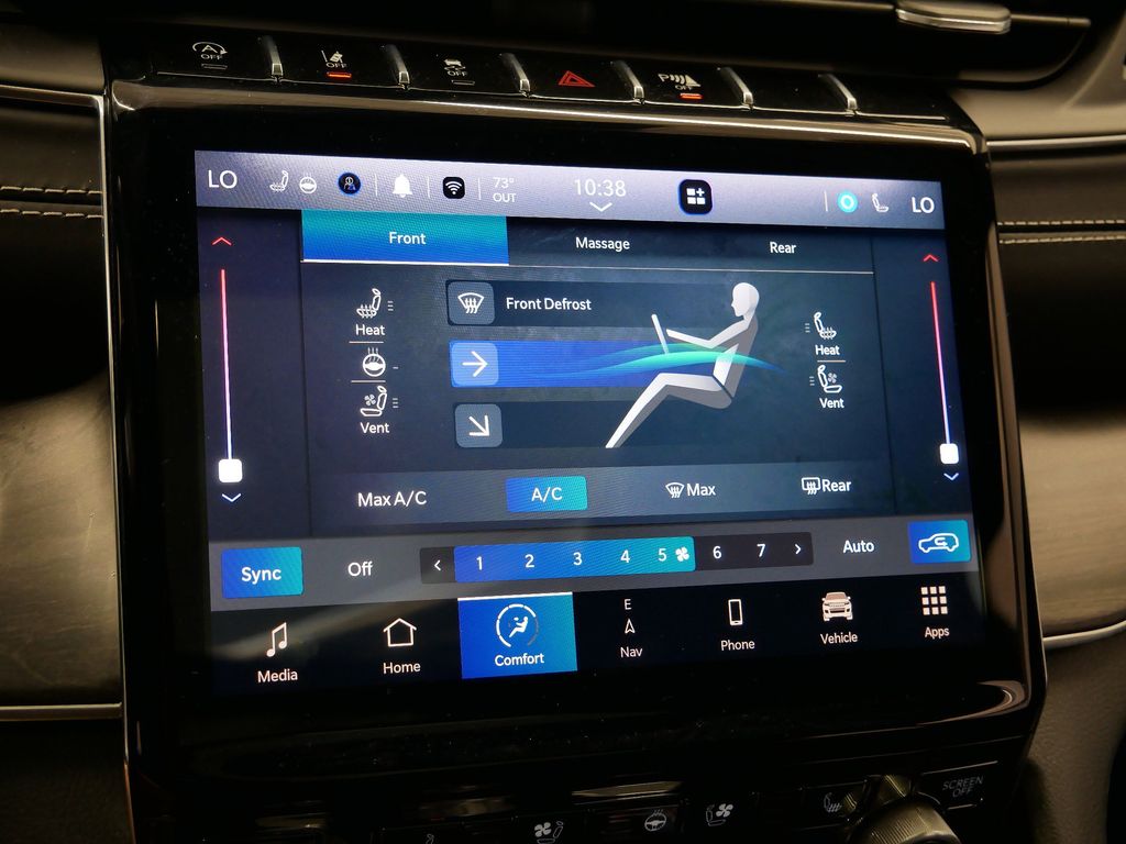 Thumbnail: 2022 Jeep Grand Cherokee - 38