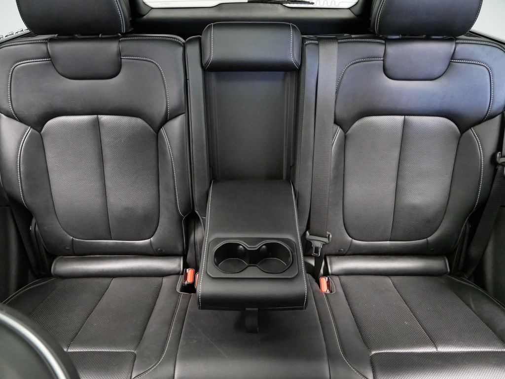 Thumbnail: 2022 Jeep Grand Cherokee - 28