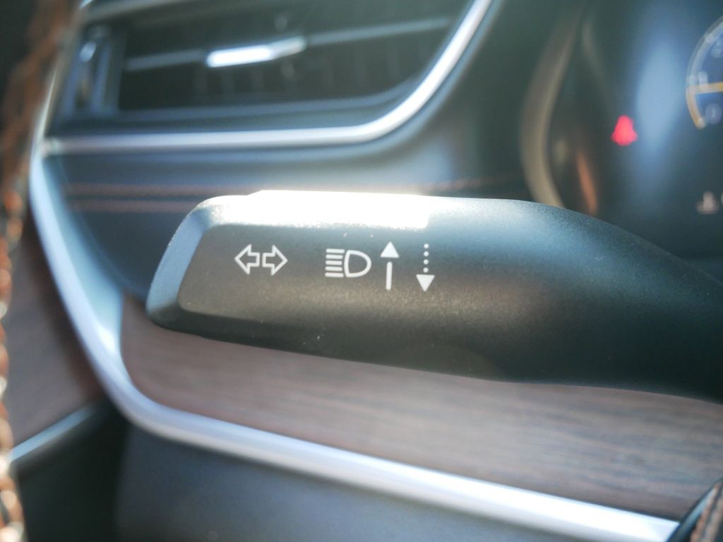 Thumbnail: 2023 Jeep Grand Cherokee - 34