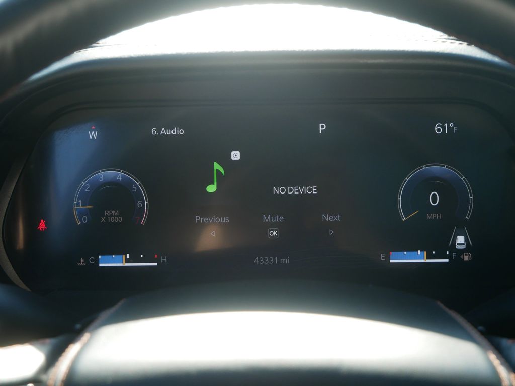 Thumbnail: 2023 Jeep Grand Cherokee - 14