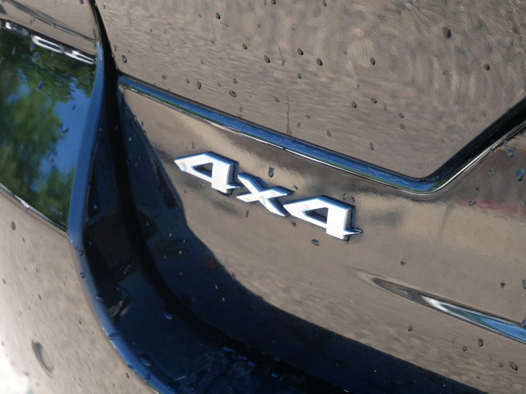 Thumbnail: 2023 Jeep Grand Cherokee - 22