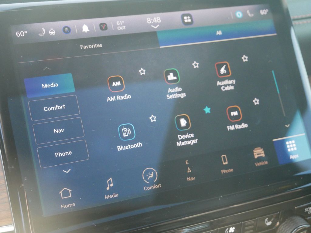 Thumbnail: 2023 Jeep Grand Cherokee - 40