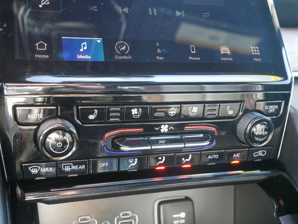 Thumbnail: 2023 Jeep Grand Cherokee - 41