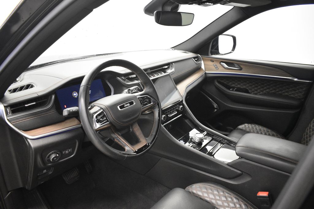 Thumbnail: 2023 Jeep Grand Cherokee - 2