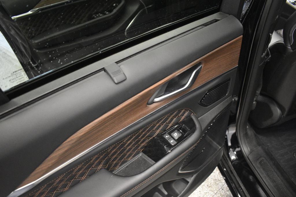 Thumbnail: 2023 Jeep Grand Cherokee - 33