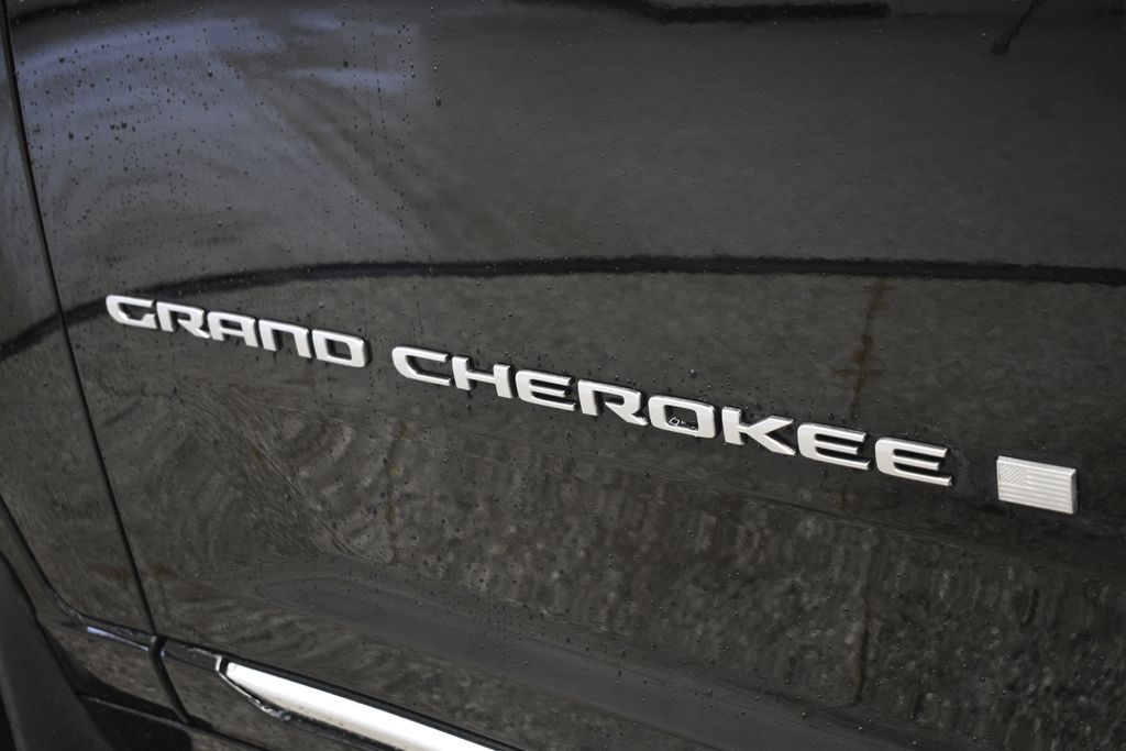 Thumbnail: 2023 Jeep Grand Cherokee - 27
