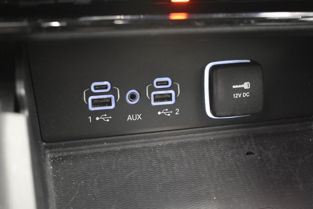 Thumbnail: 2023 Jeep Grand Cherokee - 39