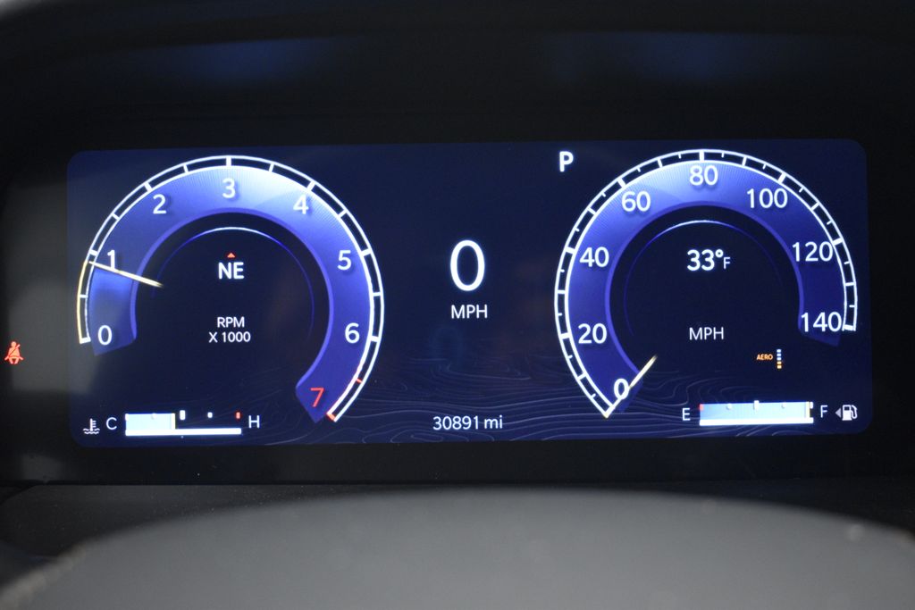 Thumbnail: 2023 Jeep Grand Cherokee - 12