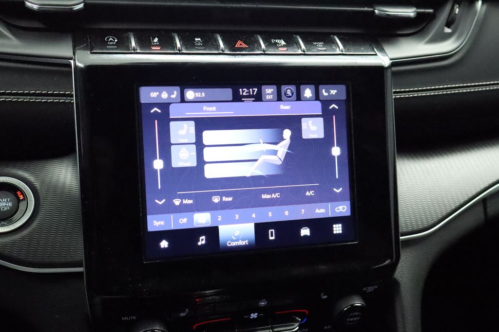 Thumbnail: 2023 Jeep Grand Cherokee L - 34