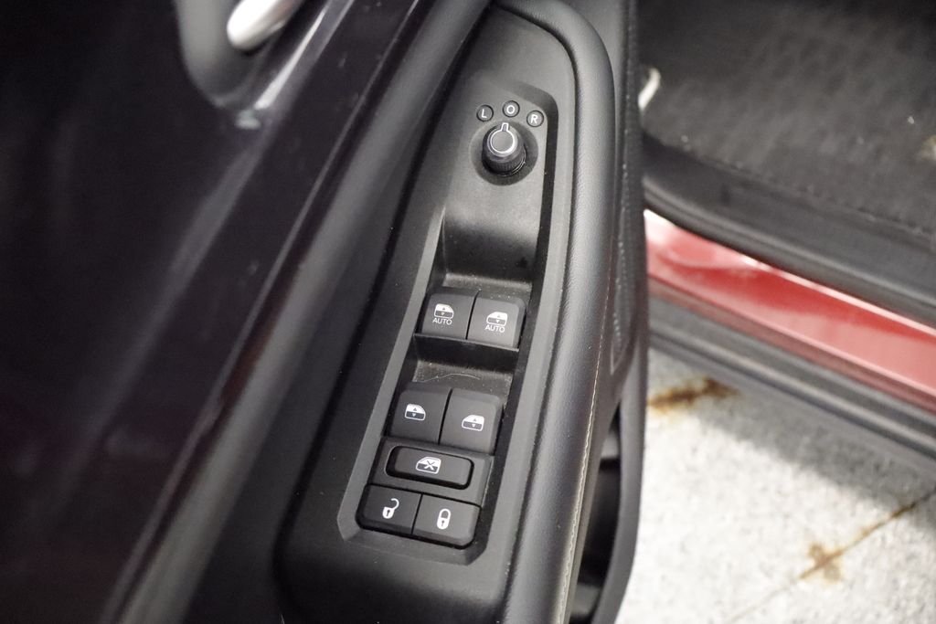 Thumbnail: 2021 Jeep Grand Cherokee L - 20