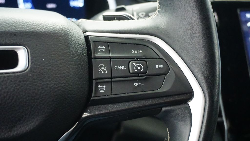 Thumbnail: 2022 Jeep Grand Cherokee L - 31