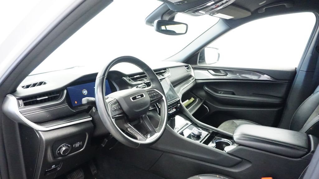 Thumbnail: 2022 Jeep Grand Cherokee L - 12